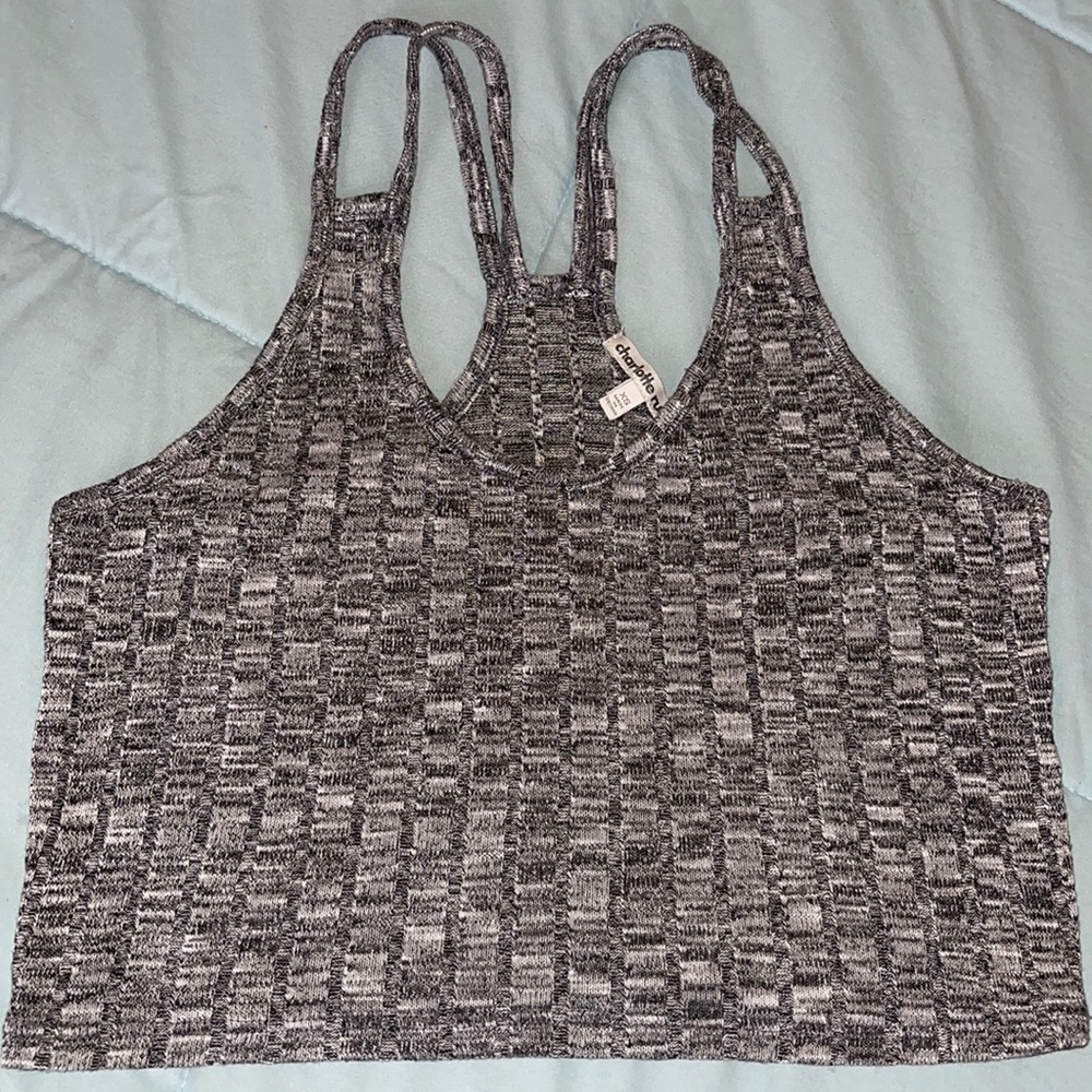 CHARLOTTE RUSSE CROP TOP